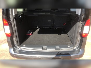 Used Ford Tourneo Connect 2023 for sale - 78452628: Photo