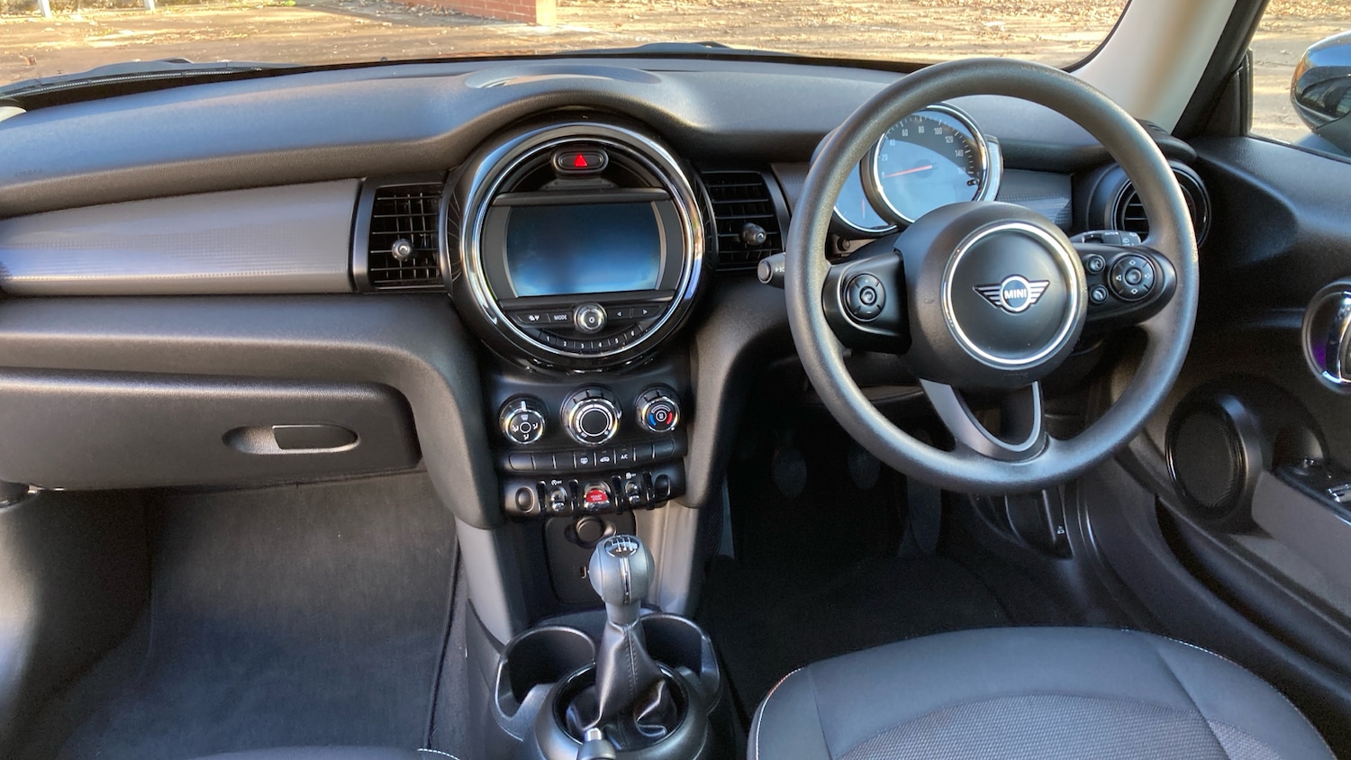 Used MINI Hatch 2020 for sale - 76611538: Photo 10