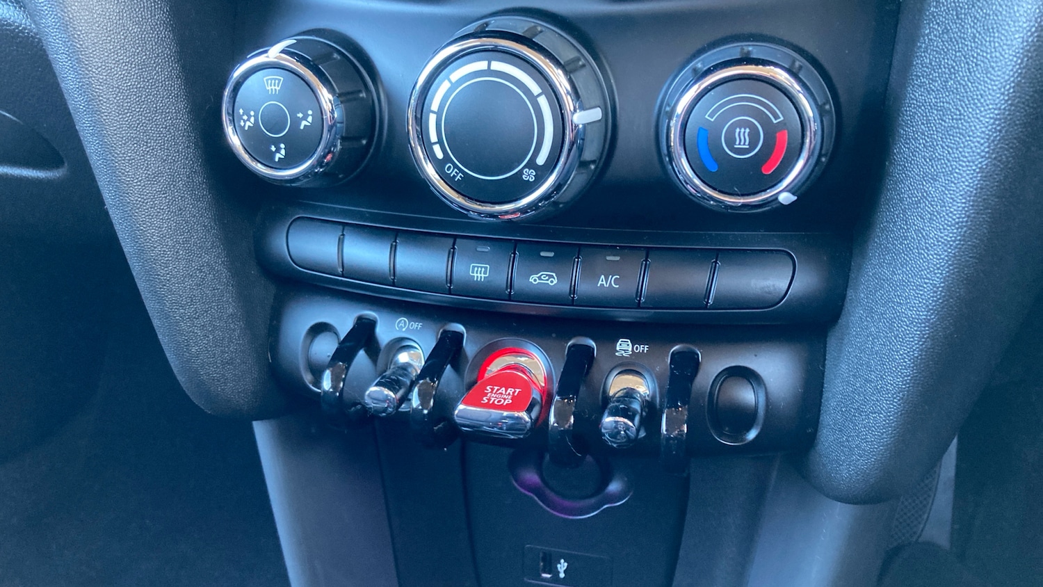 Used MINI Hatch 2020 for sale - 76611538: Photo 24