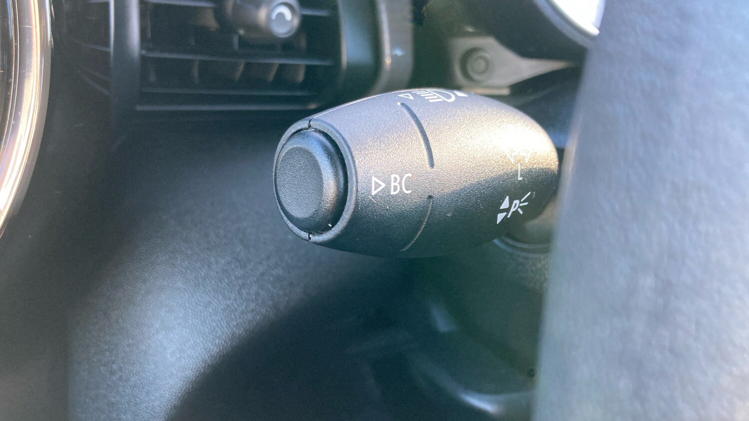 Used MINI Hatch 2020 for sale - 76611538: Photo 27