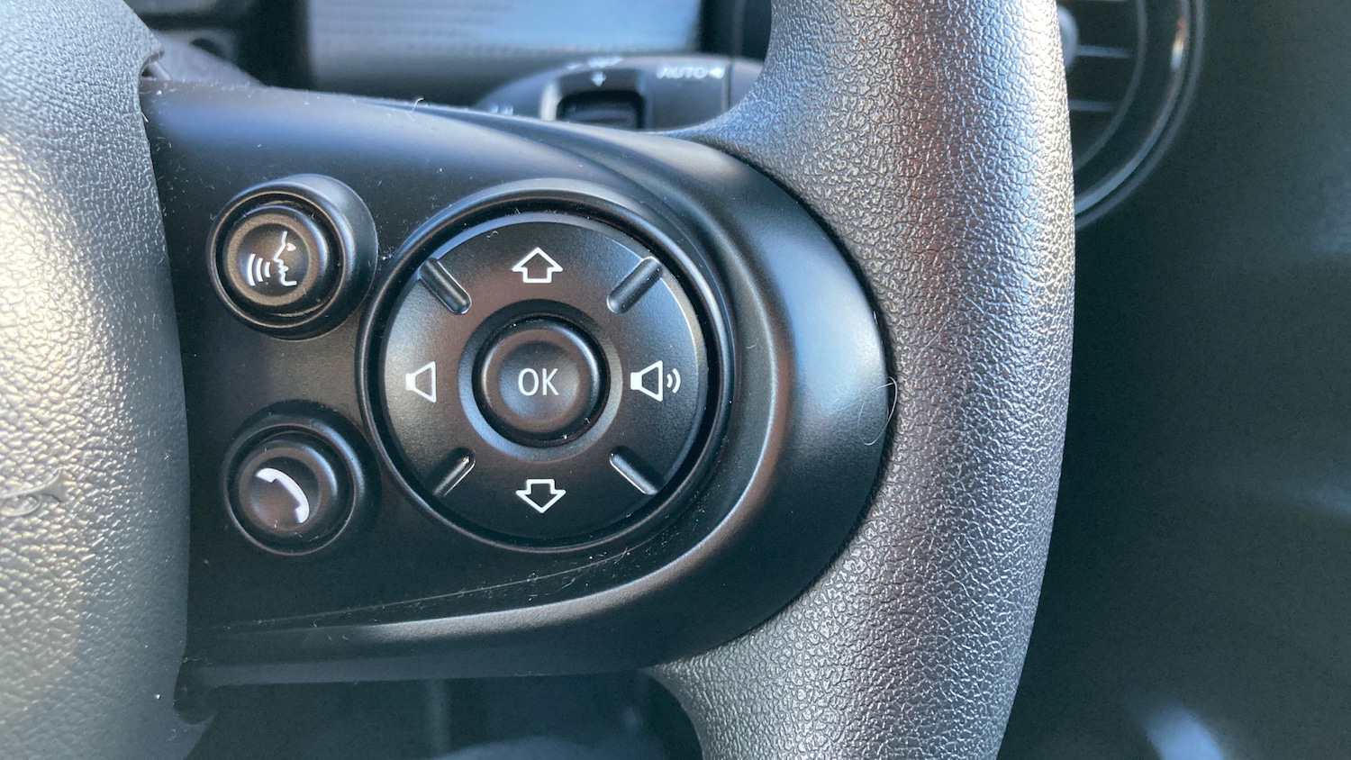 Used MINI Hatch 2020 for sale - 76611538: Photo 30