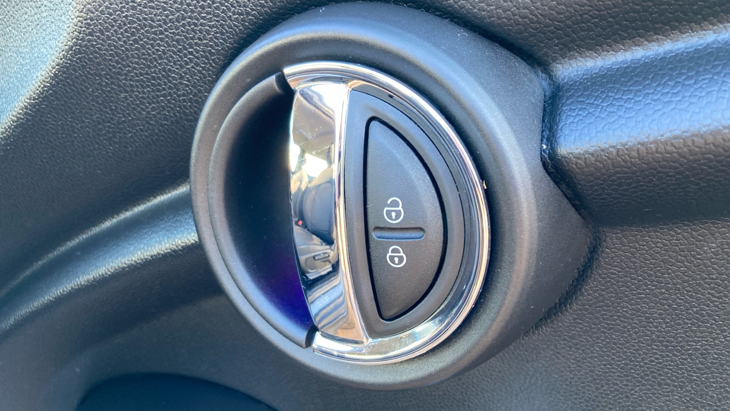 Used MINI Hatch 2020 for sale - 76611538: Photo 36