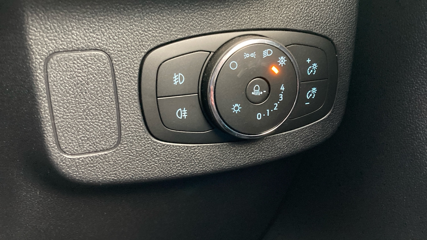 Used Ford Puma 2023 for sale - 77136063: Photo 34