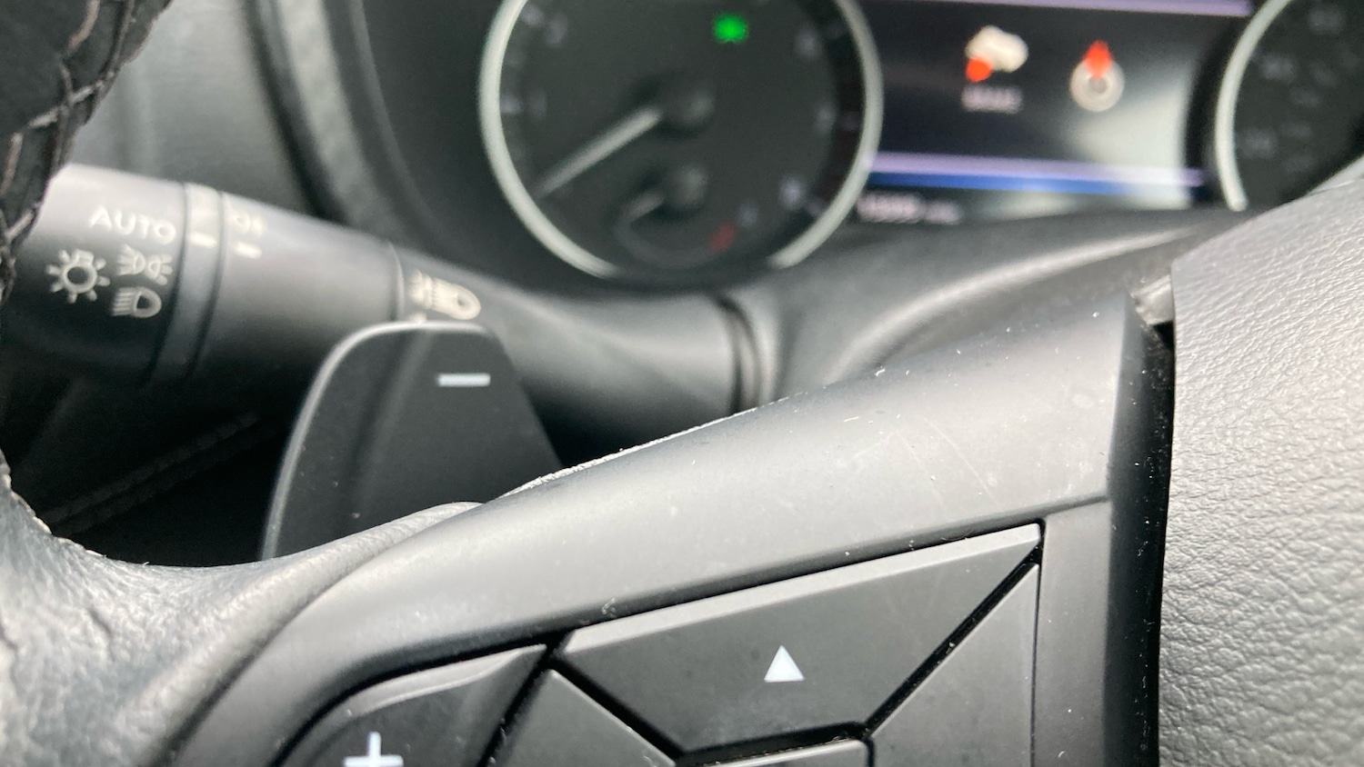 Used Nissan Juke 2023 for sale - 76922334: Photo 34