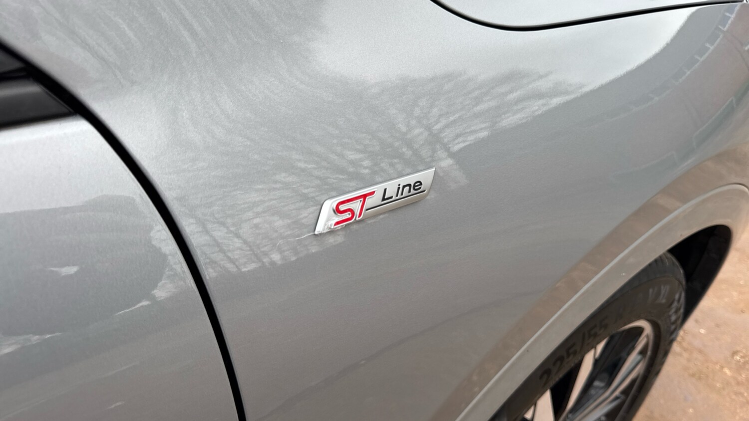 Used Ford Kuga 2022 for sale - 77675334: Photo 32