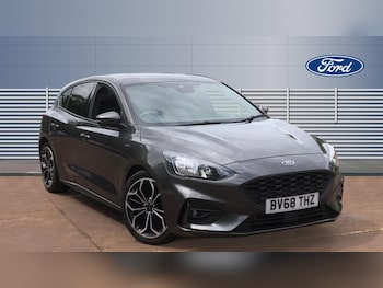 Used Ford Focus 2018 for sale - 78967744: Photo
