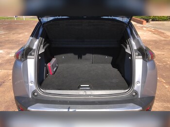 Used Peugeot 2008 2023 for sale - 78389112: Photo