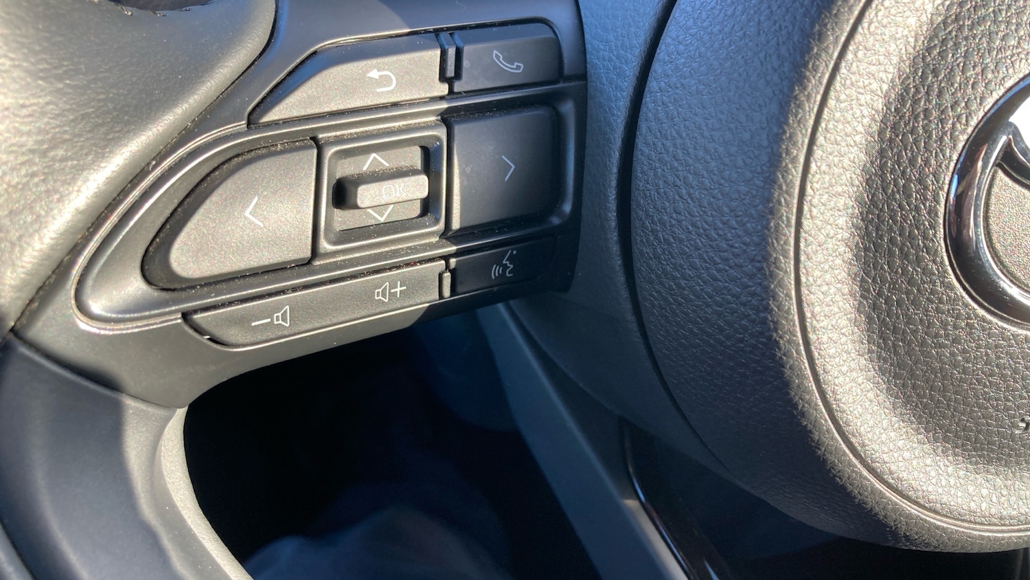 Used Toyota Aygo X 2022 for sale - 76611124: Photo 25