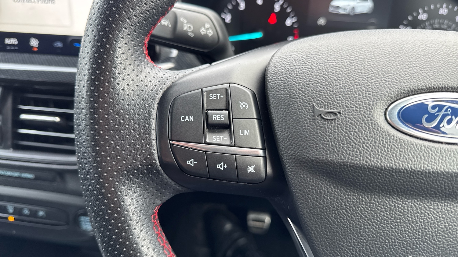 Used Ford Focus 2023 for sale - 77379122: Photo 21