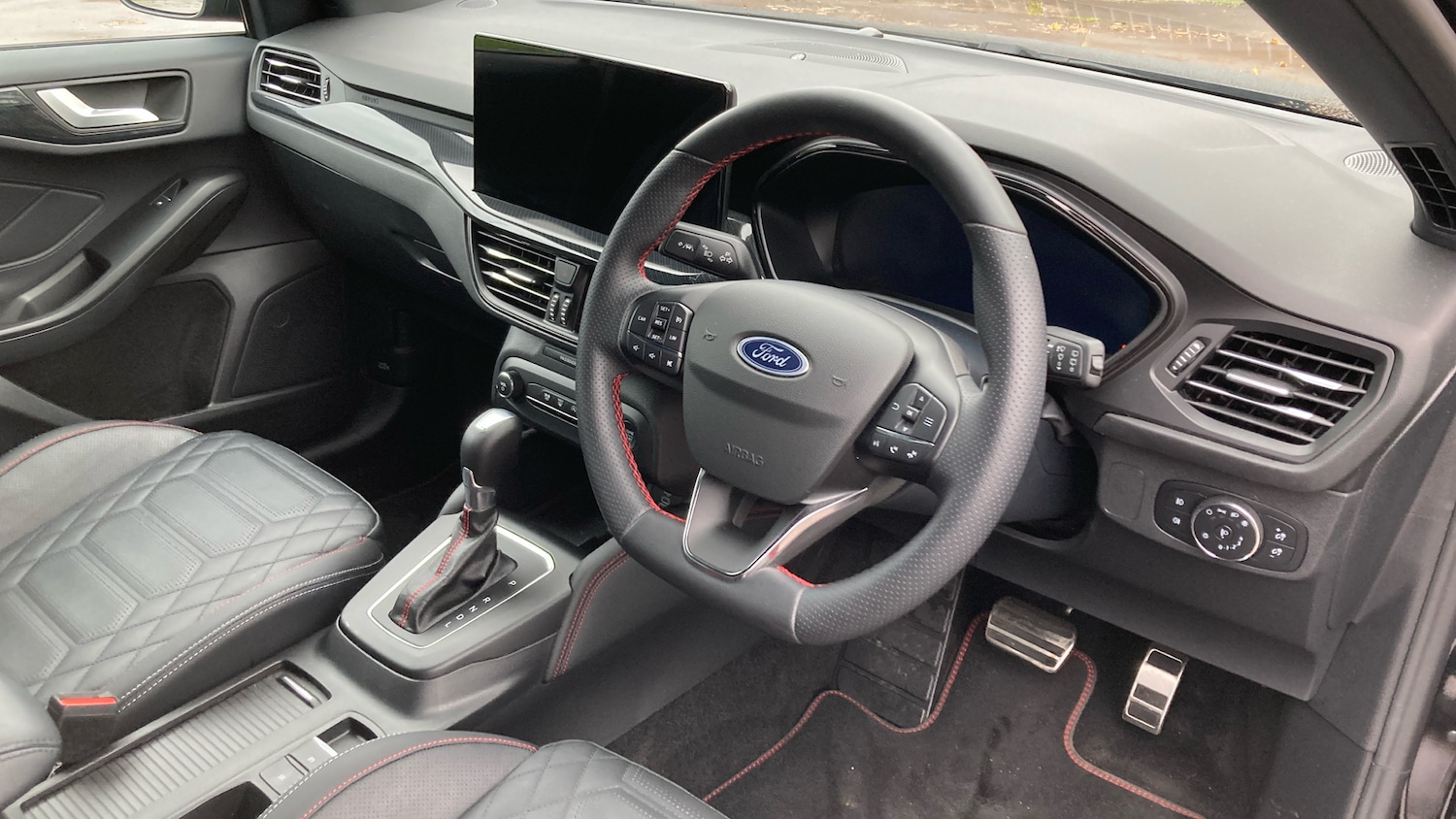 Used Ford Focus 2024 for sale - 76467899: Photo 11