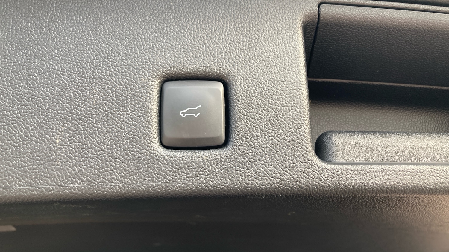 Used Ford Kuga 2023 for sale - 76627864: Photo 21