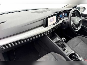 Used Volkswagen Golf 2022 for sale - 76687091: Photo