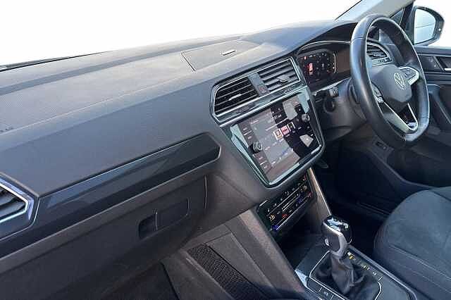 Used Volkswagen Tiguan 2023 for sale - 76758809: Photo 2