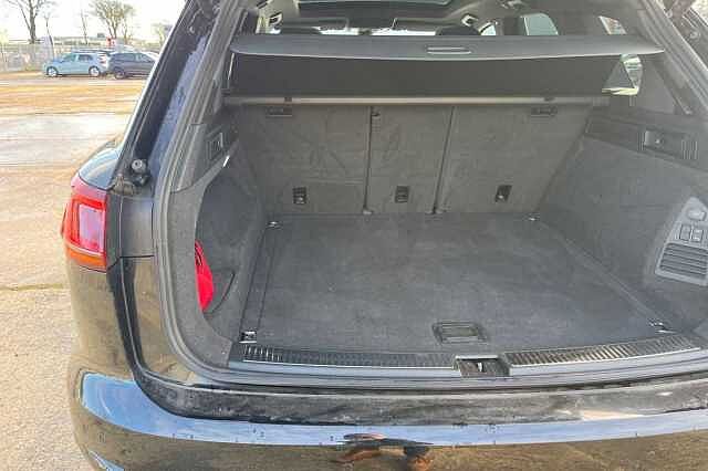 Used Volkswagen Touareg for sale - 77766284: Photo 11