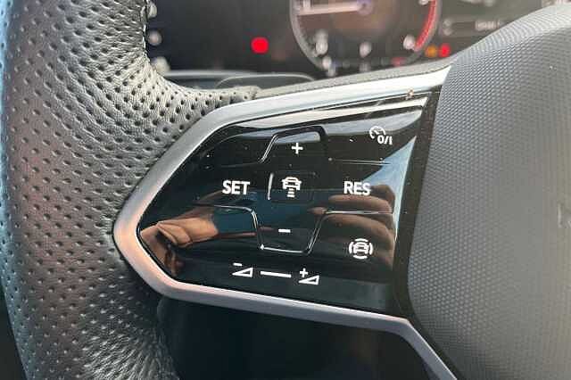 Used Volkswagen Touareg for sale - 77766284: Photo 15