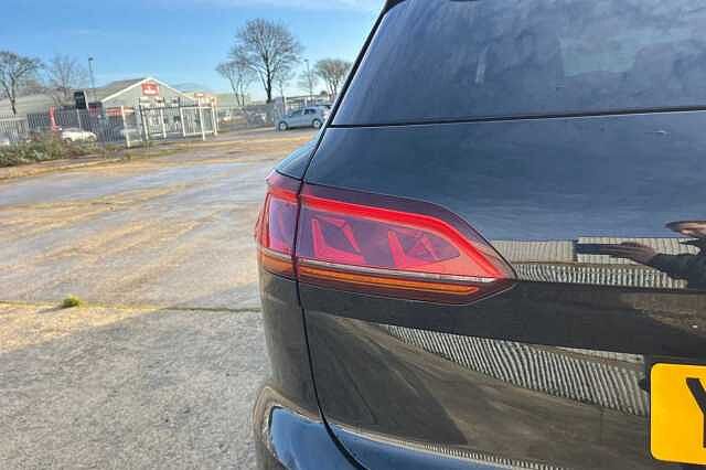 Used Volkswagen Touareg for sale - 77766284: Photo 20