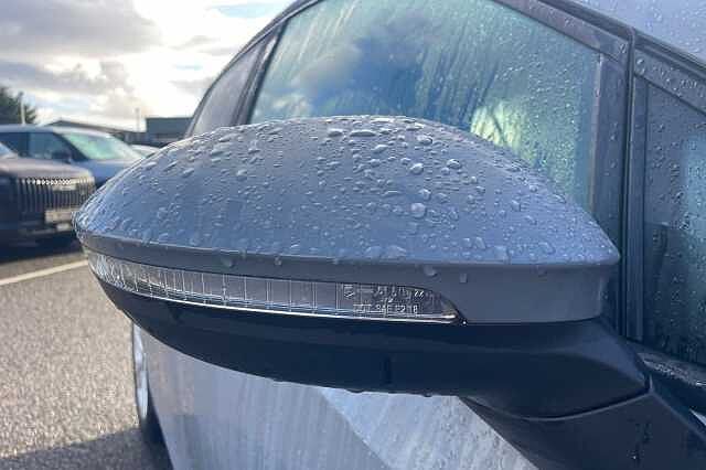 Used Volkswagen Golf 2023 for sale - 76762511: Photo 23