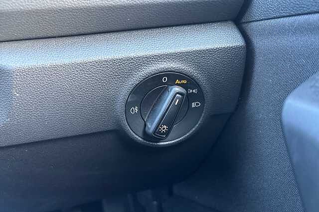 Used Volkswagen T-Roc 2023 for sale - 76177232: Photo 28