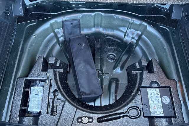 Used Volkswagen T-Roc 2023 for sale - 76177232: Photo 33