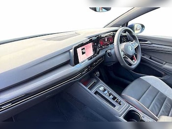 Used Volkswagen Golf 2021 for sale - 78111857: Photo