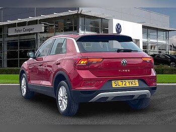 Used Volkswagen T-Roc 2022 for sale - 77201091: Photo