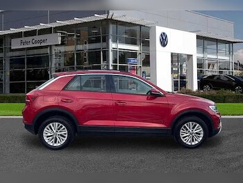Used Volkswagen T-Roc 2022 for sale - 77201091: Photo
