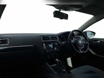 Used Volkswagen Jetta 2015 for sale - 78267543: Photo