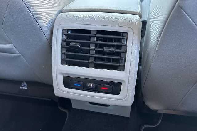 Used Volkswagen Golf 2020 for sale - 76634317: Photo 33