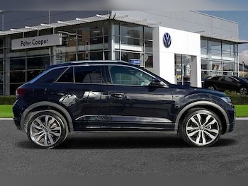 Used Volkswagen T-Roc 2022 for sale - 77806987: Photo