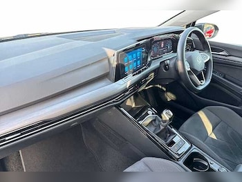 Used Volkswagen Golf 2023 for sale - 78097968: Photo