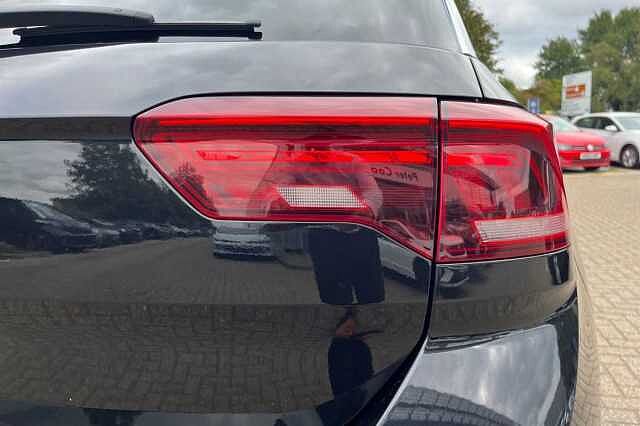 Used Volkswagen T-Roc 2022 for sale - 76357491: Photo 22