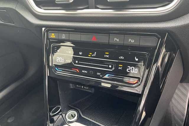 Used Volkswagen T-Roc 2022 for sale - 76357491: Photo 31