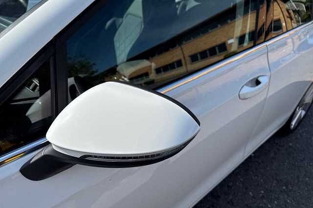 Used Volkswagen Golf 2022 for sale - 76387041: Photo 23