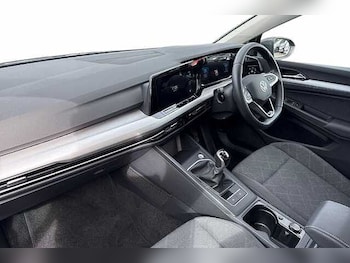 Used Volkswagen Golf 2024 for sale - 78864666: Photo