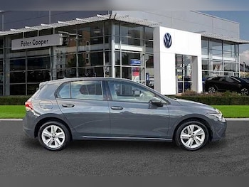 Used Volkswagen Golf 2023 for sale - 77148571: Photo