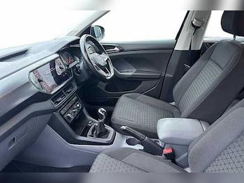 Used Volkswagen T-Cross 2019 for sale - 76019397: Photo 2