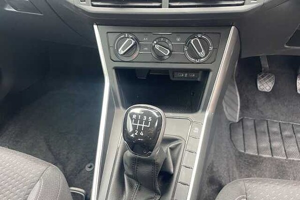 Used Volkswagen Polo 2024 for sale - 76224470: Photo 19