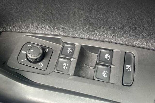 Used Volkswagen Polo 2024 for sale - 76224470: Photo 28