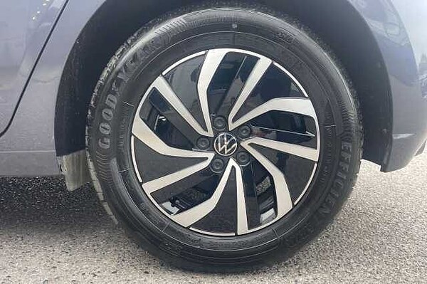 Used Volkswagen Polo 2024 for sale - 76224470: Photo 5