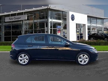 Used Volkswagen Golf 2023 for sale - 77916277: Photo
