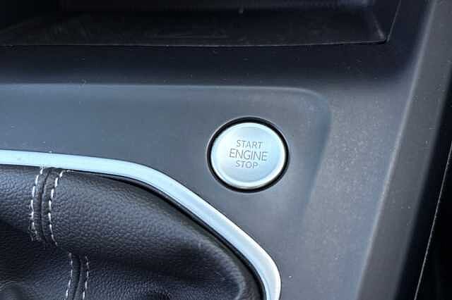 Used Volkswagen Golf 2022 for sale - 76206177: Photo 32