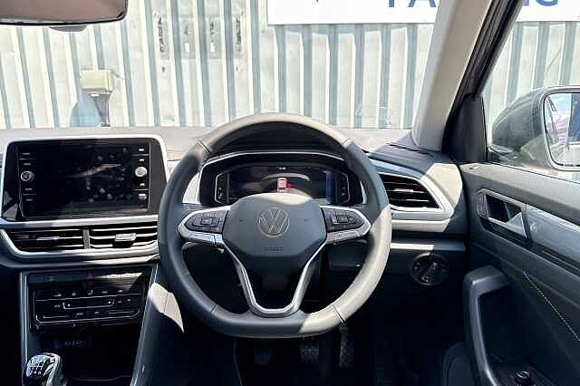 Used Volkswagen T-Roc 2025 for sale - 76101515: Photo 14