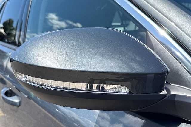 Used Volkswagen T-Roc 2025 for sale - 76101515: Photo 23