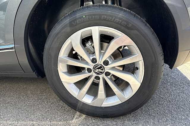 Used Volkswagen T-Roc 2025 for sale - 76101515: Photo 27