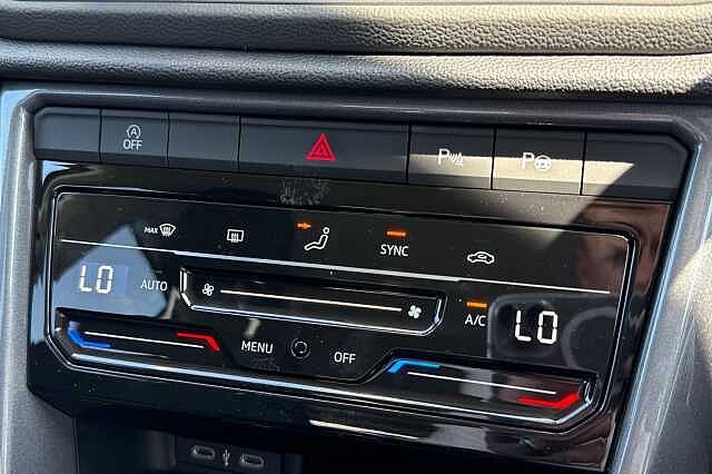 Used Volkswagen T-Roc 2025 for sale - 76101515: Photo 32