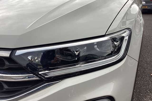 Used Volkswagen T-Roc 2023 for sale - 76368768: Photo 21