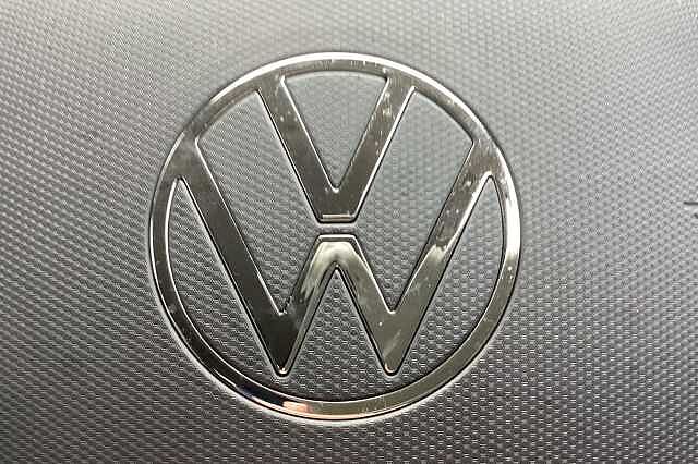 Used Volkswagen T-Roc 2023 for sale - 76368768: Photo 29