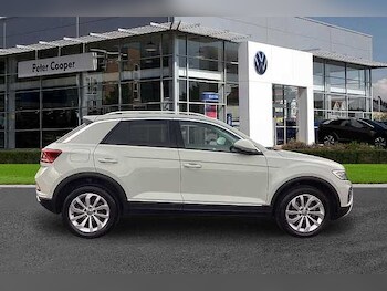 Used Volkswagen T-Roc 2023 for sale - 76368768: Photo