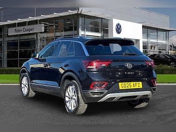 Used Volkswagen T-Roc 2025 for sale - 79482660: Photo