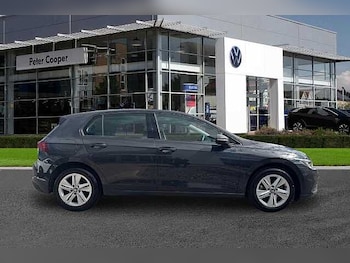 Used Volkswagen Golf 2020 for sale - 78145745: Photo